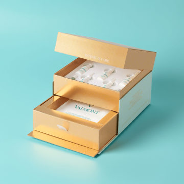 Eye Regenerating Mask Treatment