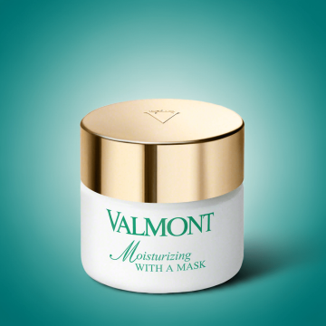 Moisturizing with a Mask